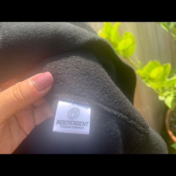 π NWT San Diego Sweatshirt - Picture 4 of 5